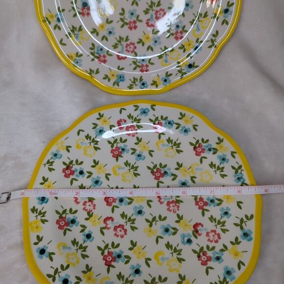 Pioneer Woman Set of 2 Yellow Timeless Floral Salad Plates 8.75 in Scalloped - Picture 6 of 6